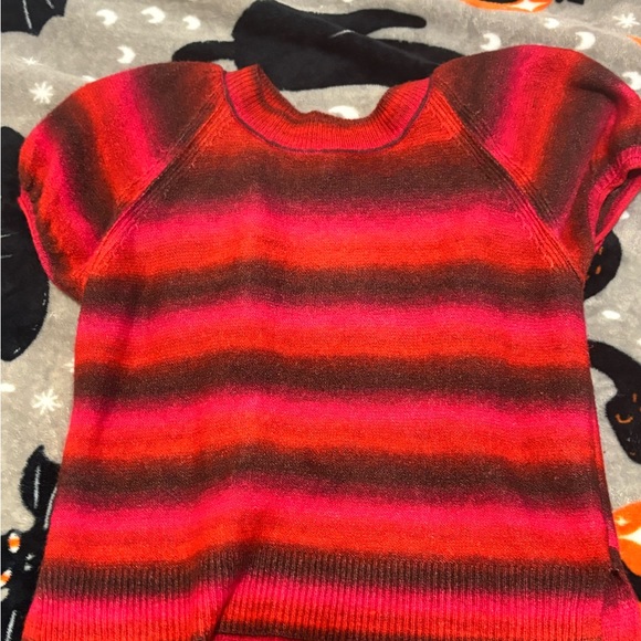 Warm Red Sweater Top - UniversalThreads - Picture 3 of 3